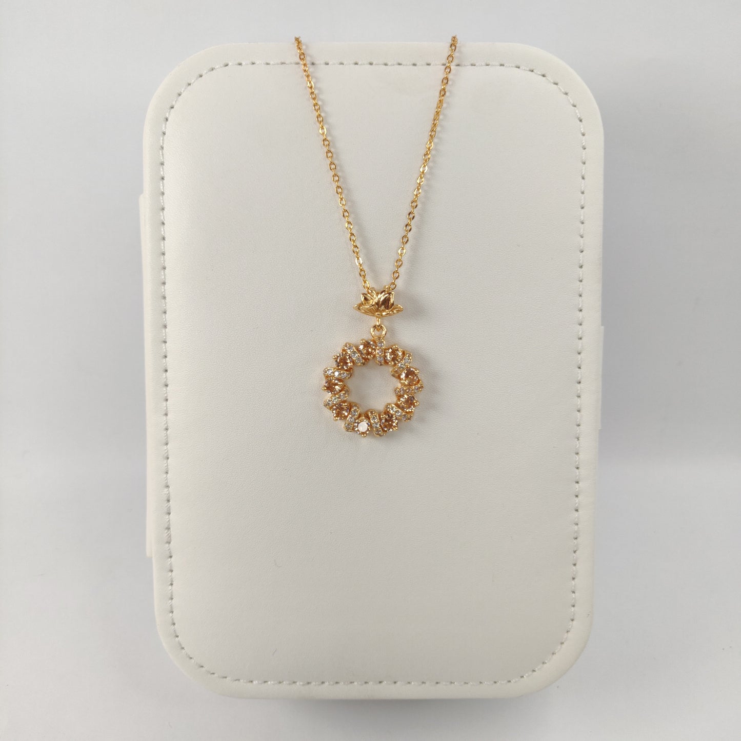 Elegant Circle Pendant Necklace