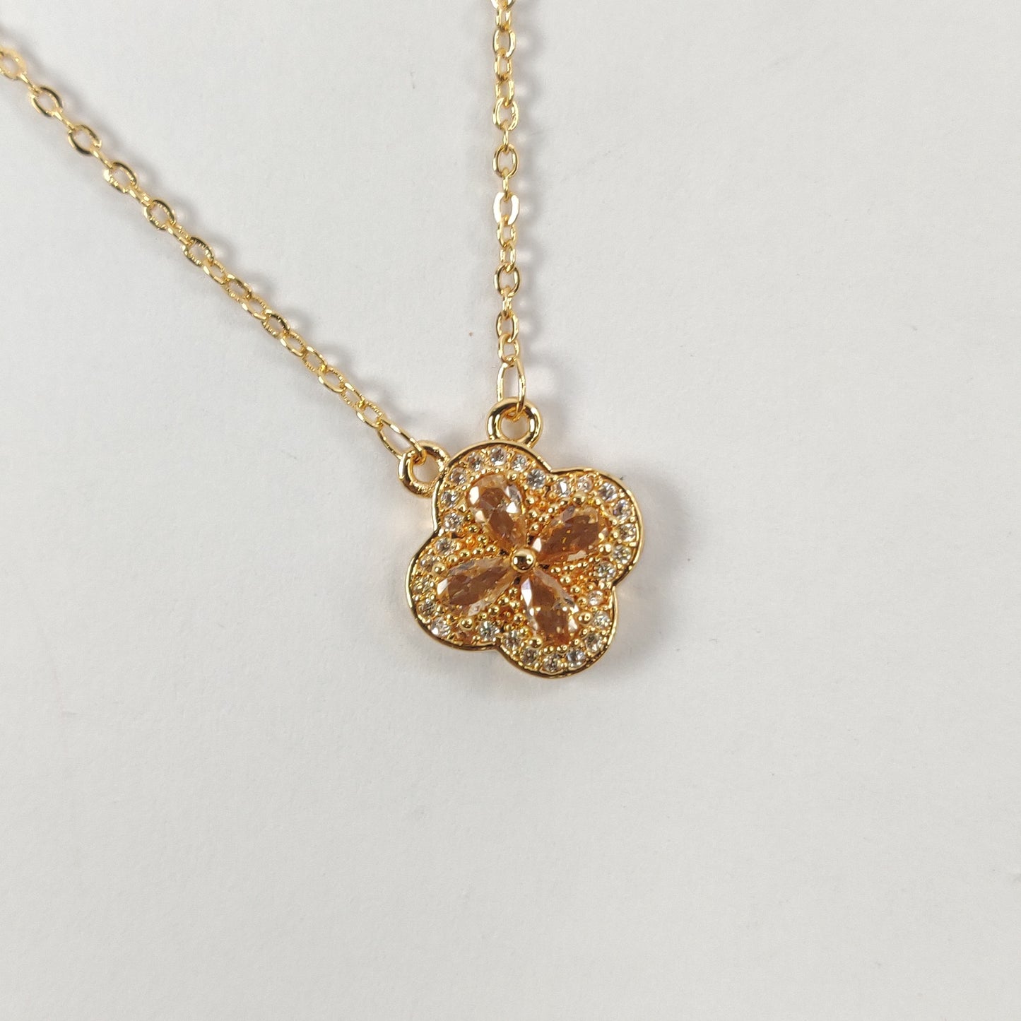 Stunning Four Leaf Clover Necklace with Zircon Gemstones