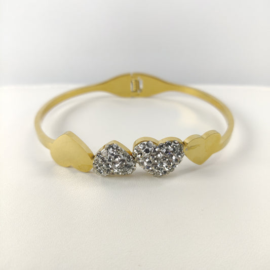 Sparkling Heart Charm Bangle - Gold-Plated